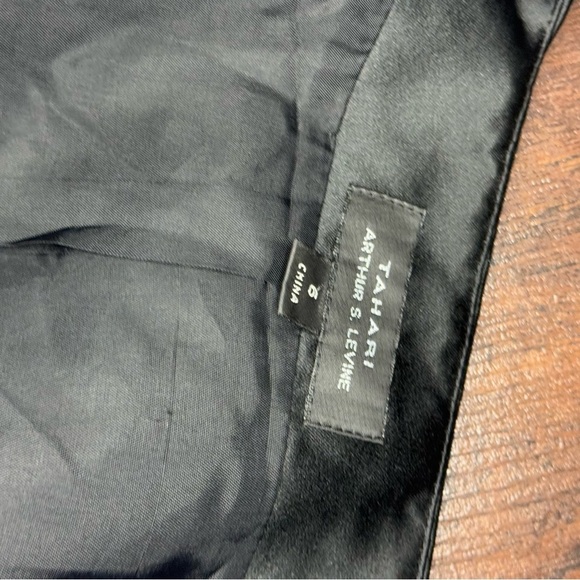 TAHARI Arthur S. Levine Elegant Black Shrug Sateen look in size small NWT - Picture 10 of 12